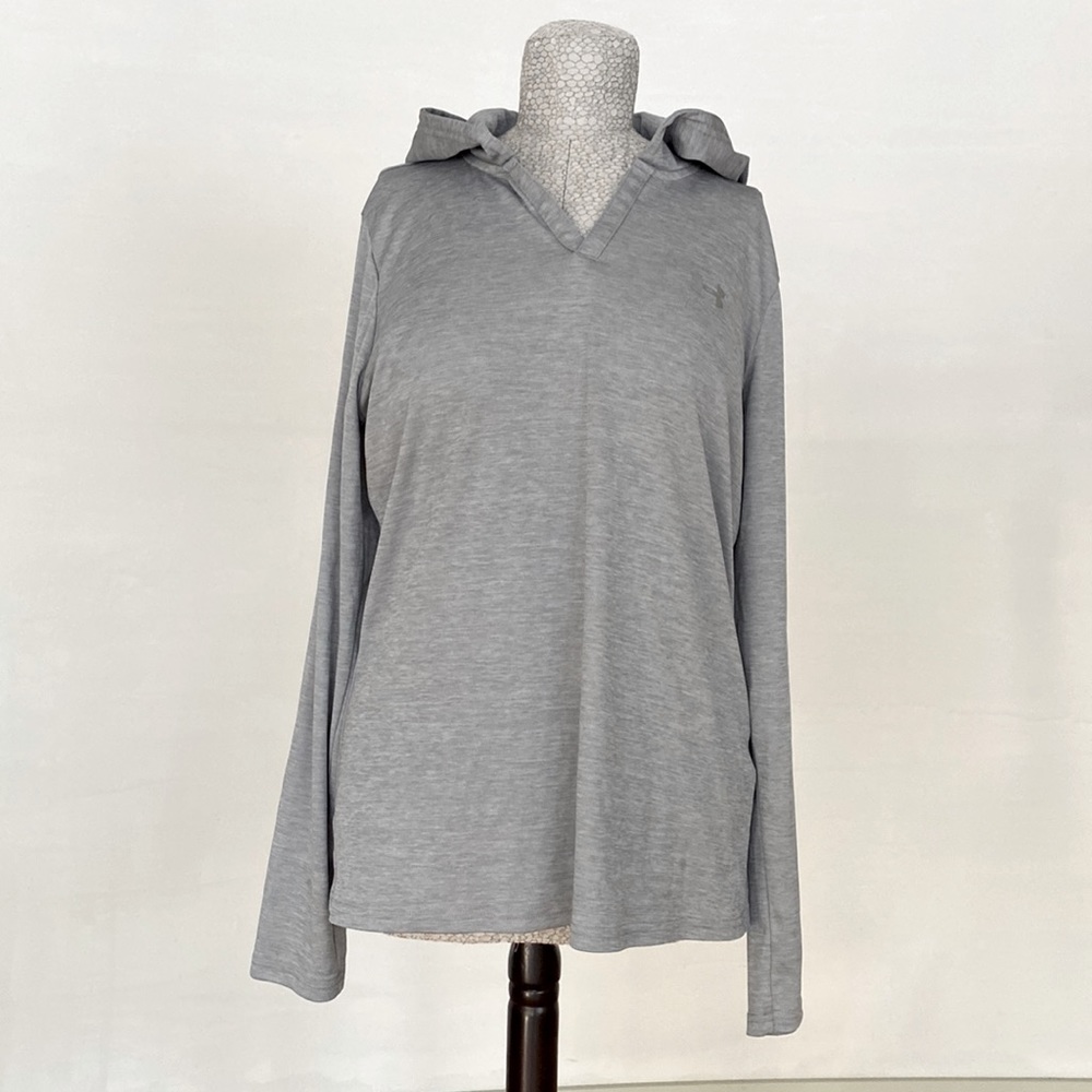 Final Price - Under Armour Heatgear hoody top, Size Large